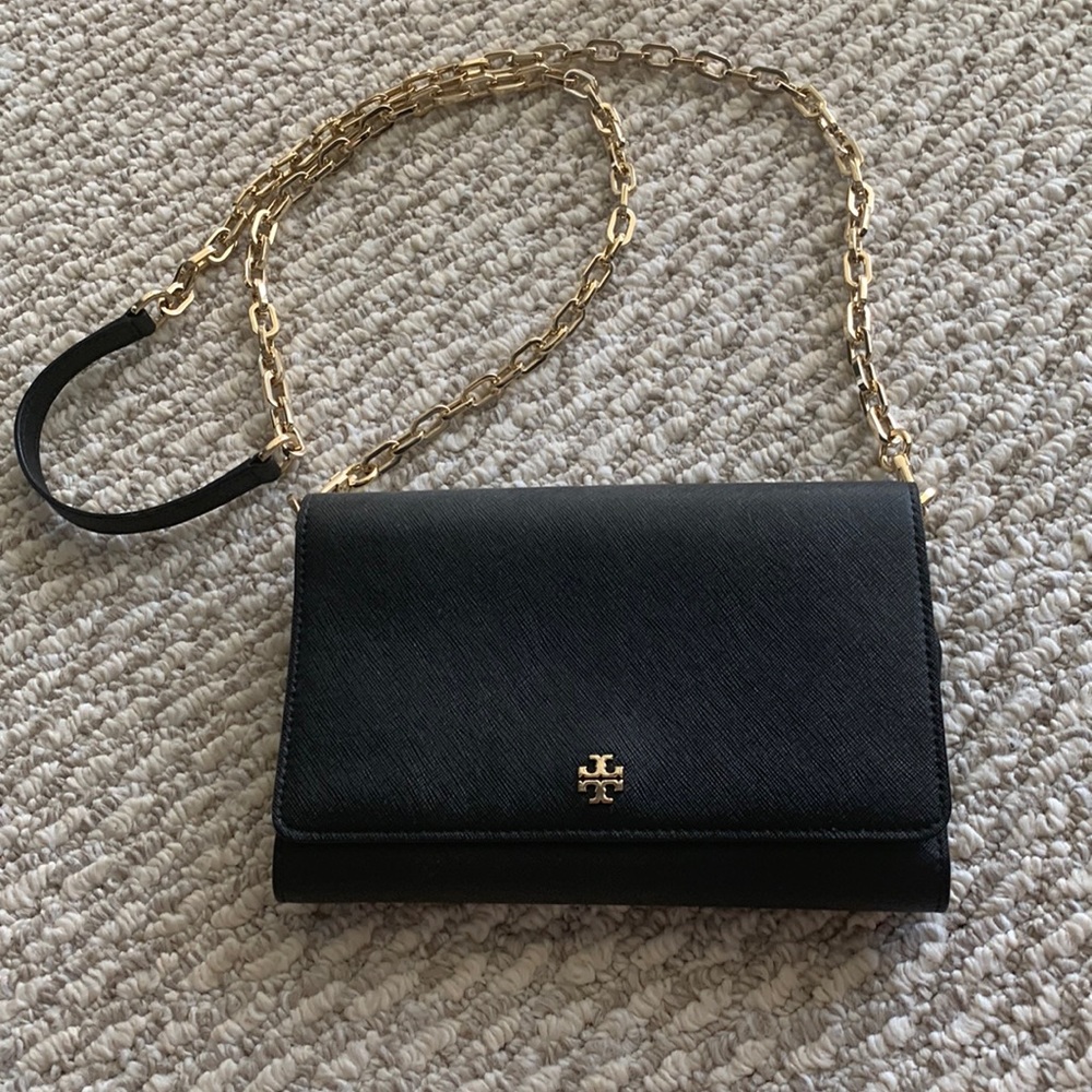 Robinson crossbody wallet.  Used minimally.